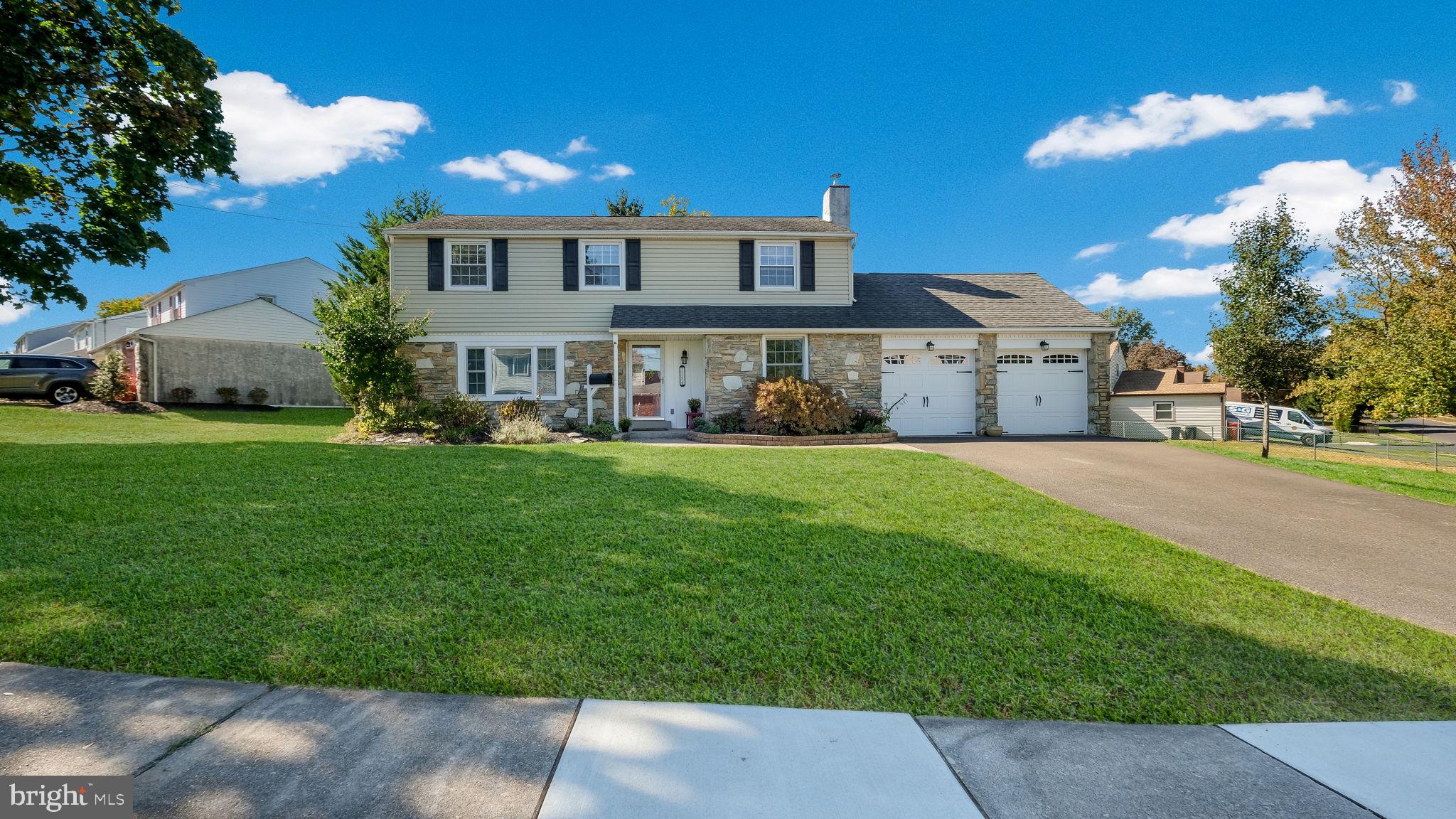 1384 Devon Road Warminster, PA 18974 - Photo 2 of 46