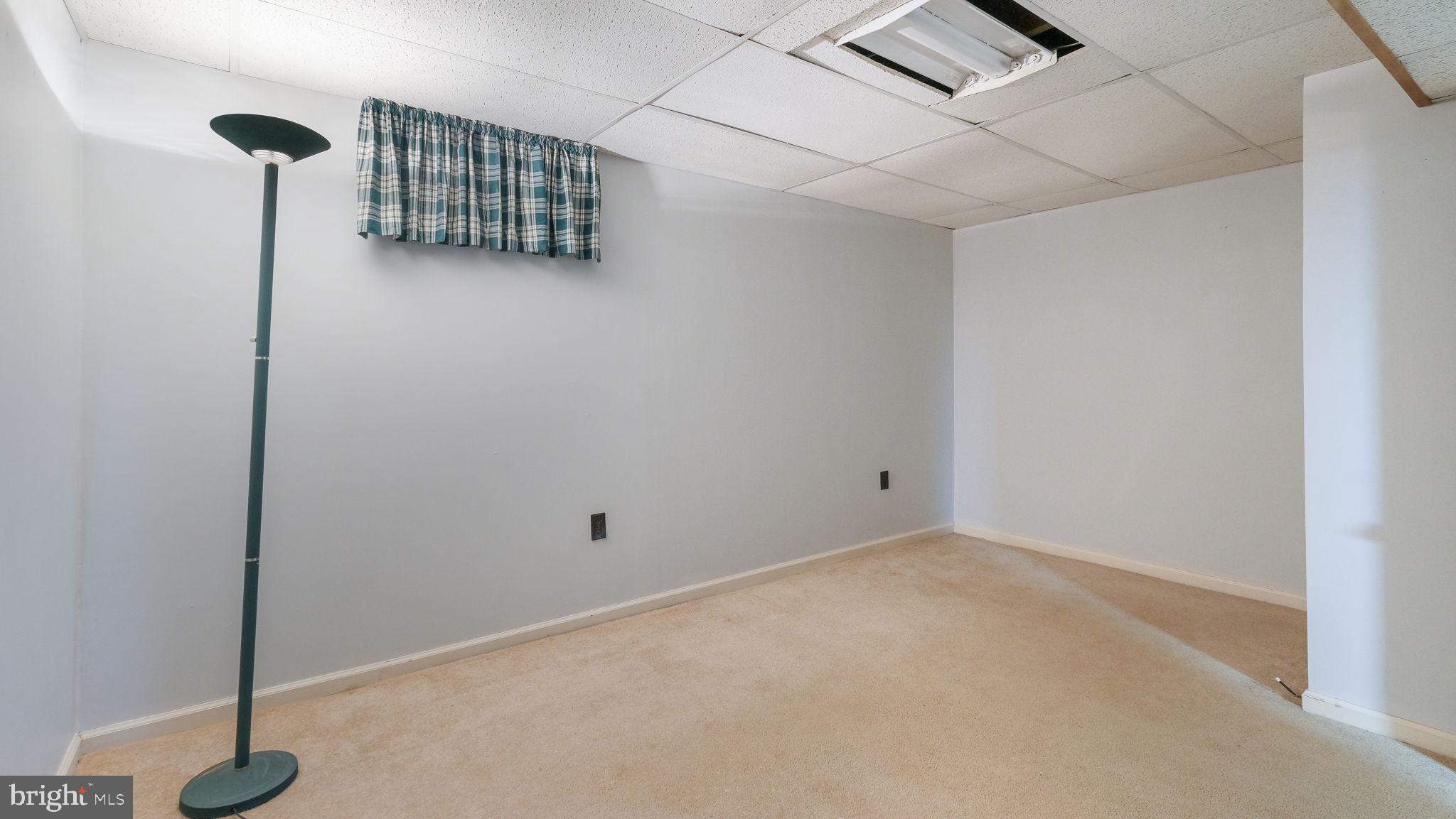 1384 Devon Road Warminster, PA 18974 - Photo 40 of 46