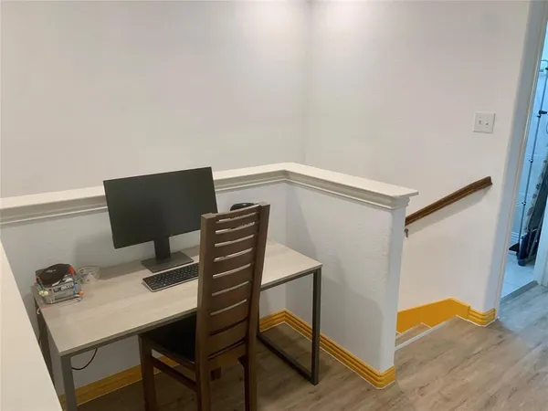 $2,295 | 2211 Carlisle Street, Bedford, TX 76021