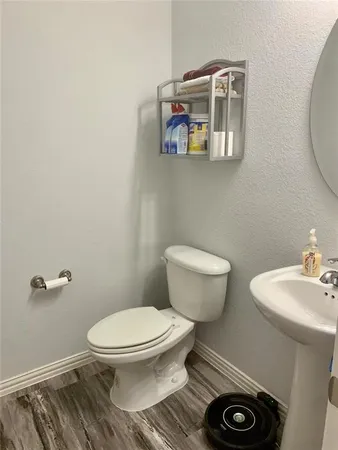 $2,295 | 2211 Carlisle Street, Bedford, TX 76021