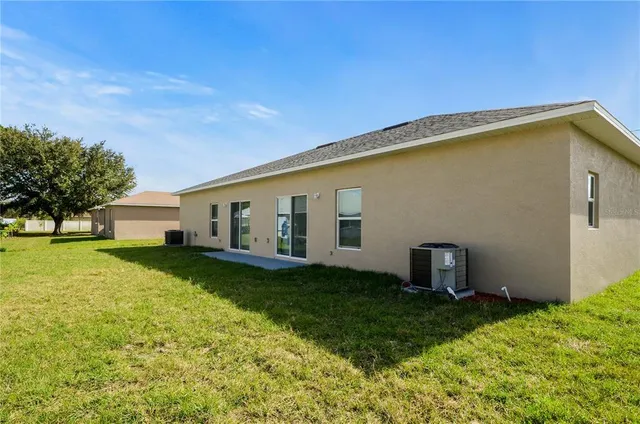 $1,700 | 411 Blackbird Way, Kissimmee, FL 34759