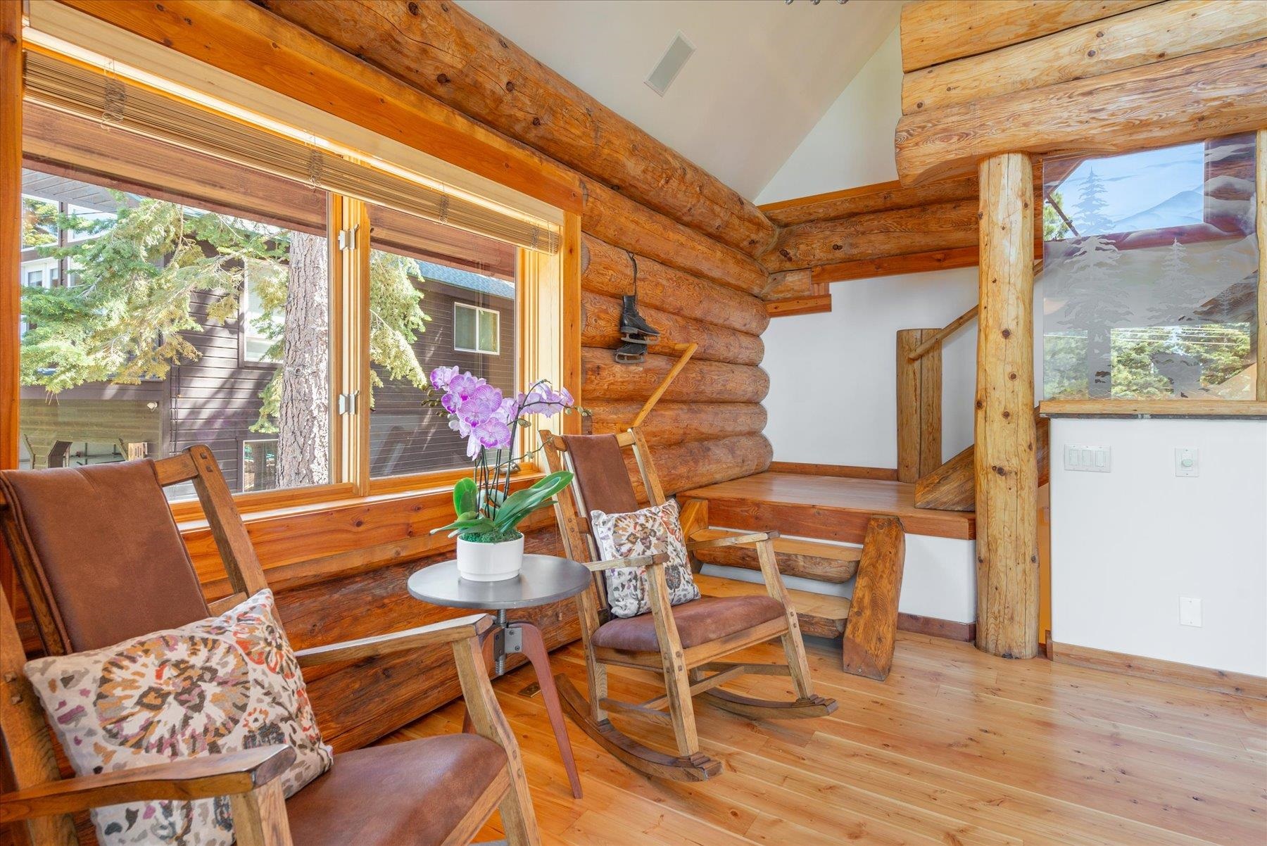 11485 Sitzmark Way Truckee, CA 96161 - Photo 17 of 28