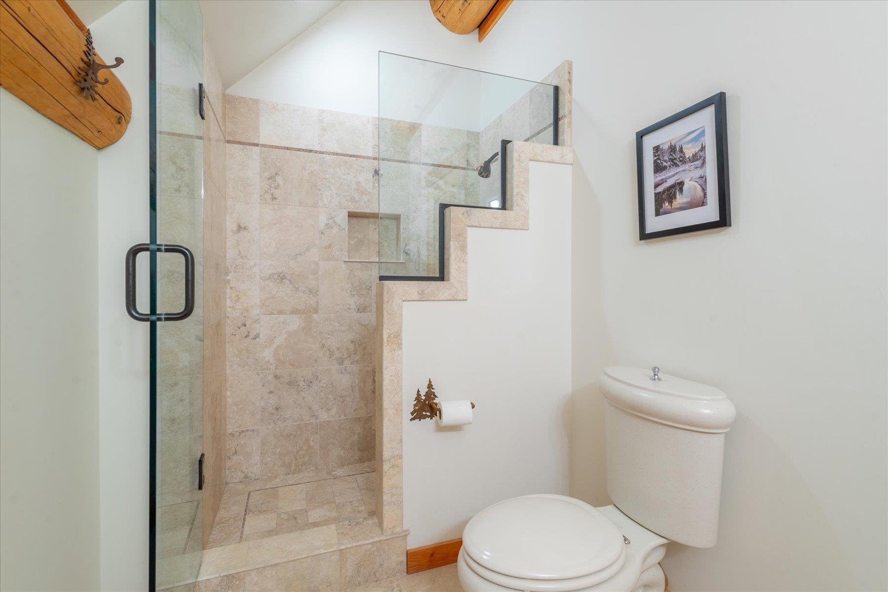 11485 Sitzmark Way Truckee, CA 96161 - Photo 20 of 28
