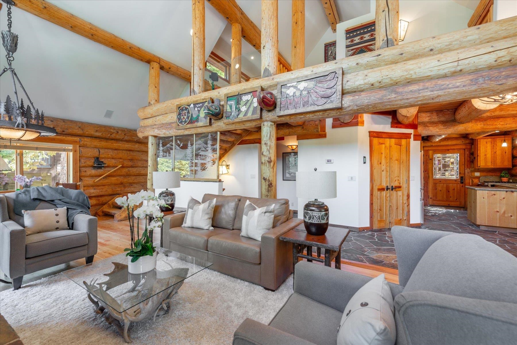 11485 Sitzmark Way Truckee, CA 96161 - Photo 6 of 28