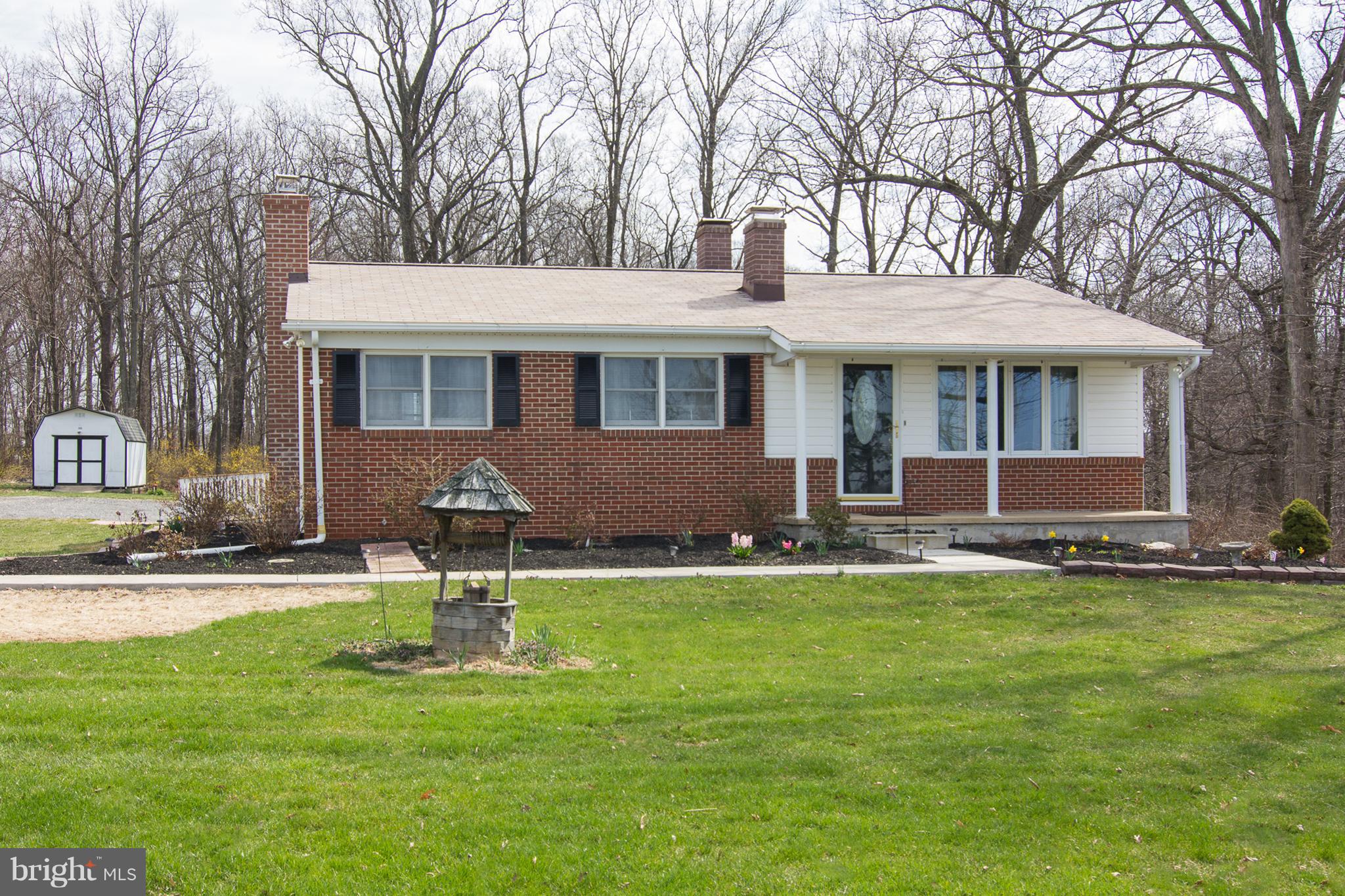 Exterior (Front)