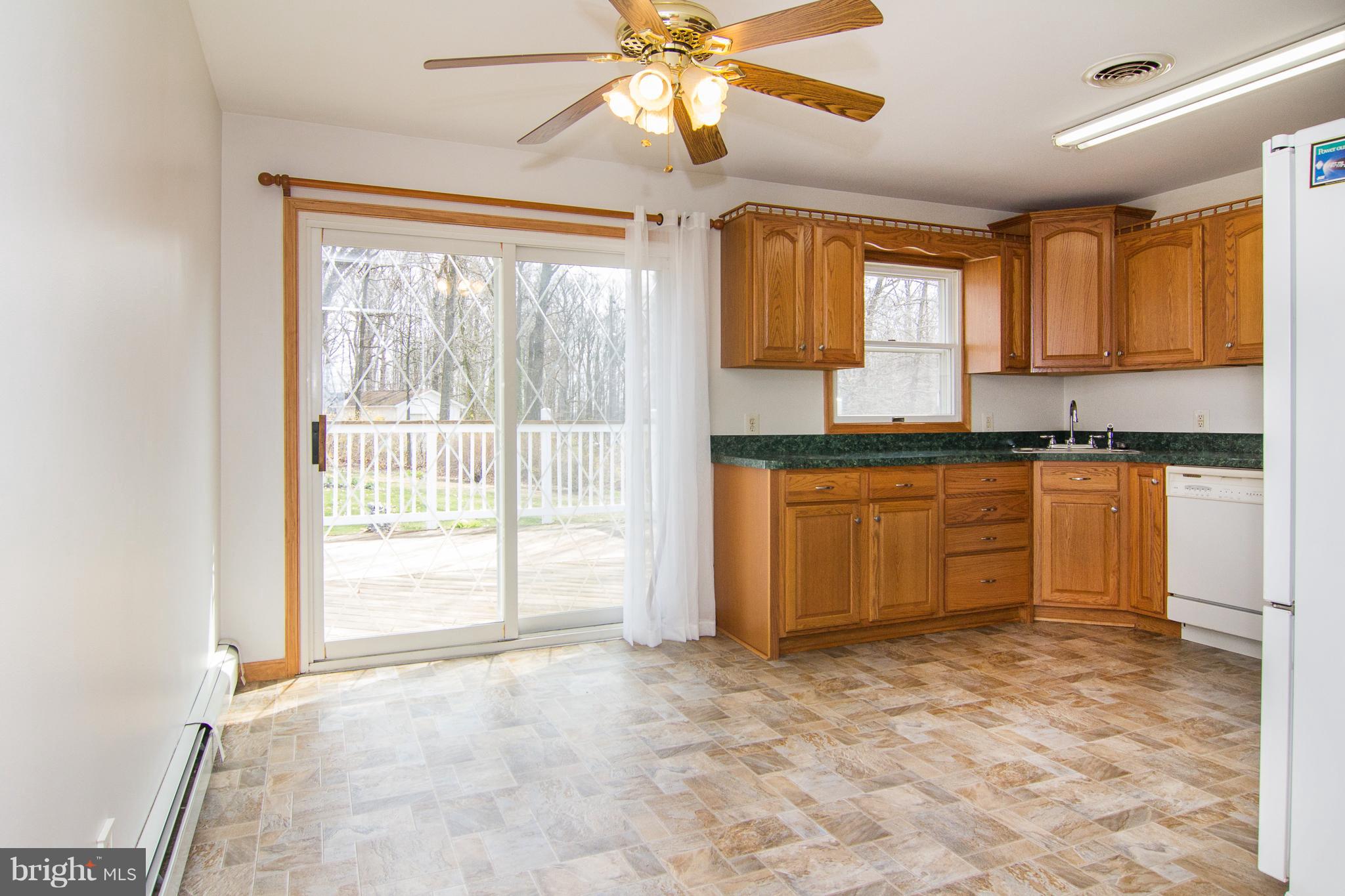 5121 Old Hanover Road Westminster, MD 21158 - Photo 6 of 30 Kitchen