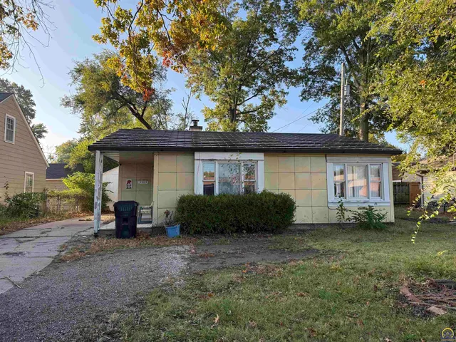 $120,000 | 3505 Southwest 10th Avenue, Topeka, KS 66604