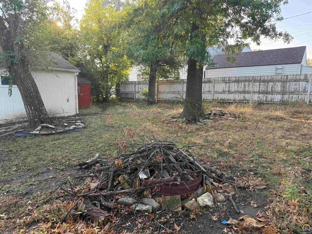 $120,000 | 3505 Southwest 10th Avenue, Topeka, KS 66604