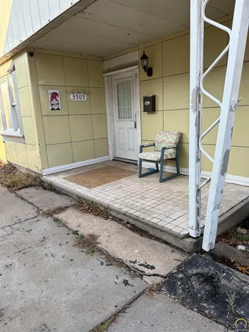 $120,000 | 3505 Southwest 10th Avenue, Topeka, KS 66604