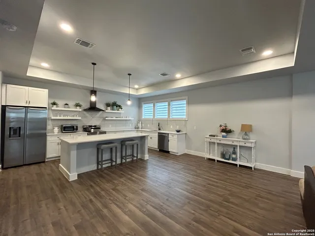 $2,500 | 123 Fairview Avenue, Unit 3, San Antonio, TX 78223