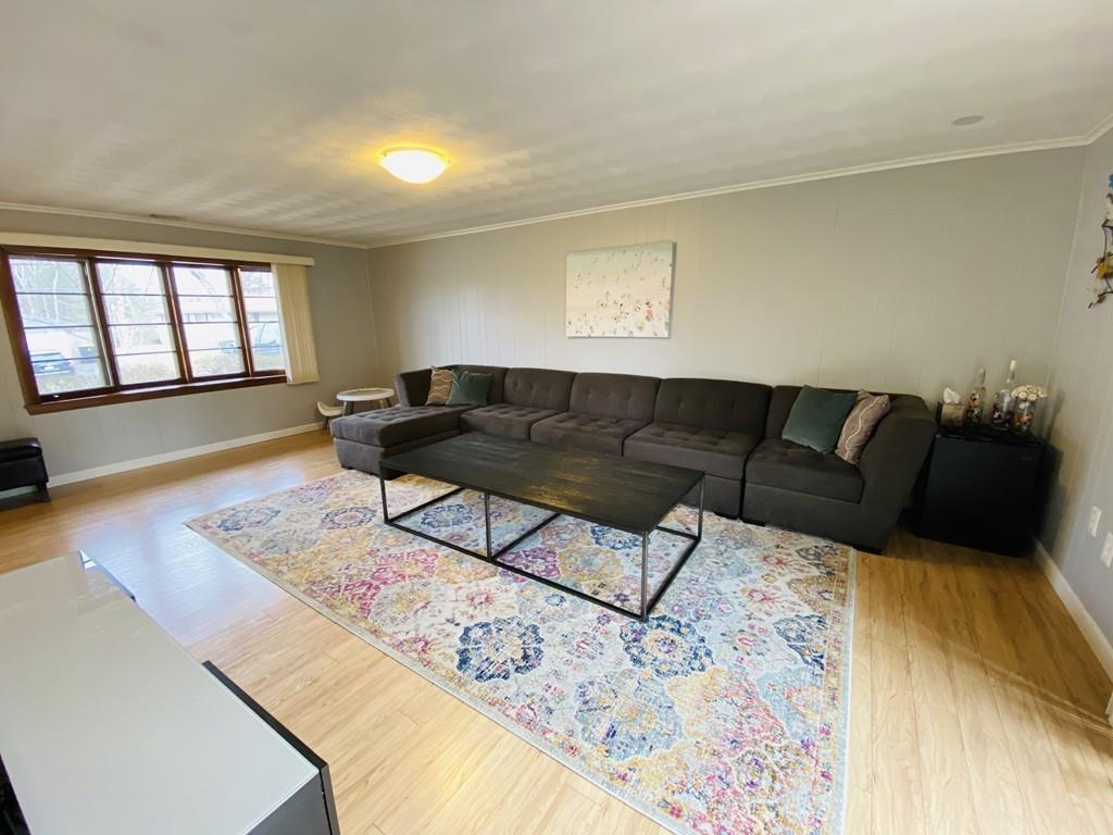 8 Saybrook Road Framingham, MA 01701 - Photo 10 of 32