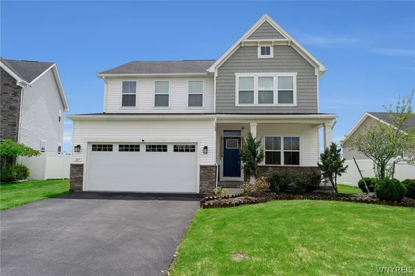$639,999 | 127 Sierra Drive, Amherst, NY 14228