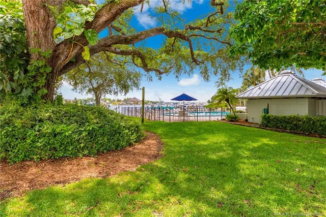 $3,250 | 3901 Southeast St Lucie Boulevard, Unit 34, Stuart, FL 34997