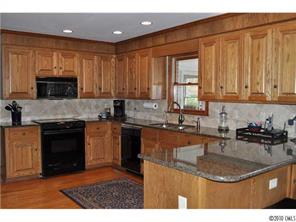 7007 Forest Ridge Road Matthews, NC 28104 - Photo 3 of 16 Gallery Image 3