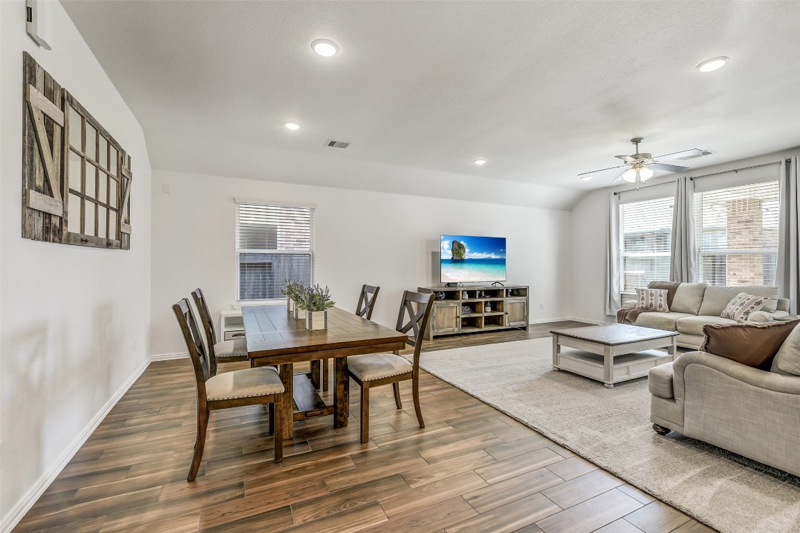 29519 Crimson Beech Drive Spring, TX 77386 - Photo 5 of 22
