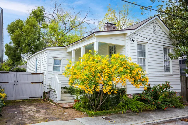 $825,000 | 11 Dewey Street, Charleston, SC 29403