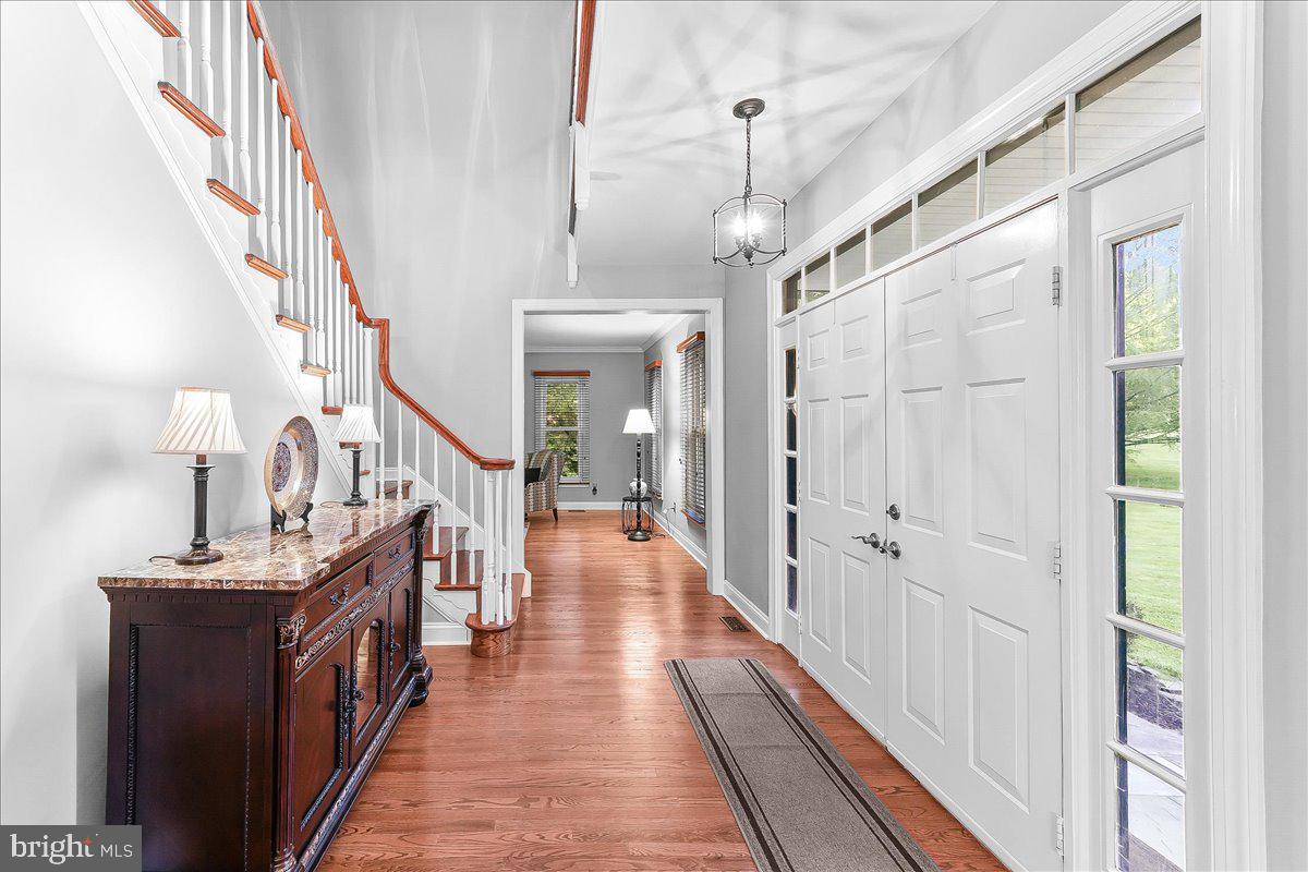 51 Ridings Way Chadds Ford, PA 19317 - Photo 15 of 57 Inviting entryway with elegant charm.