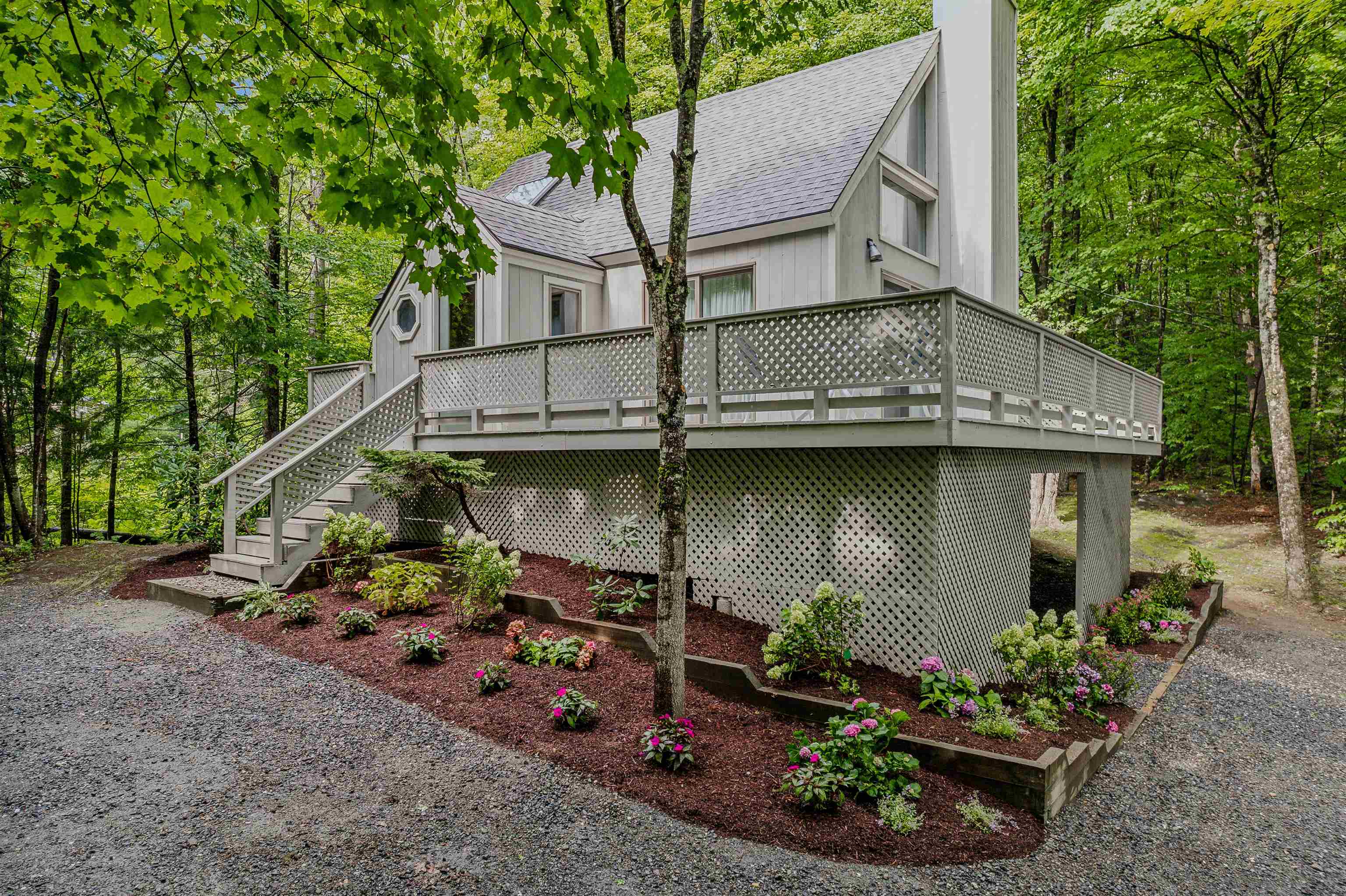 731 Wheelock Road Hartford, VT 05059 - Photo 2 of 36 Gallery Image 2