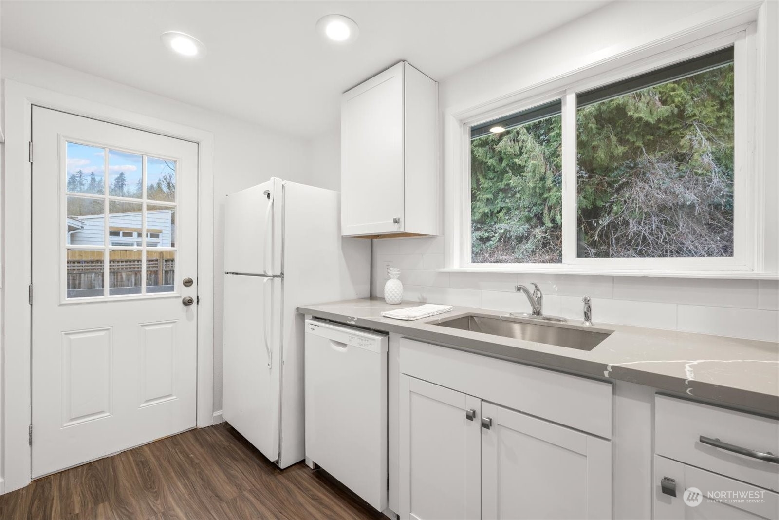 3444 Southeast 5th Street Renton, WA 98058 - Photo 13 of 28