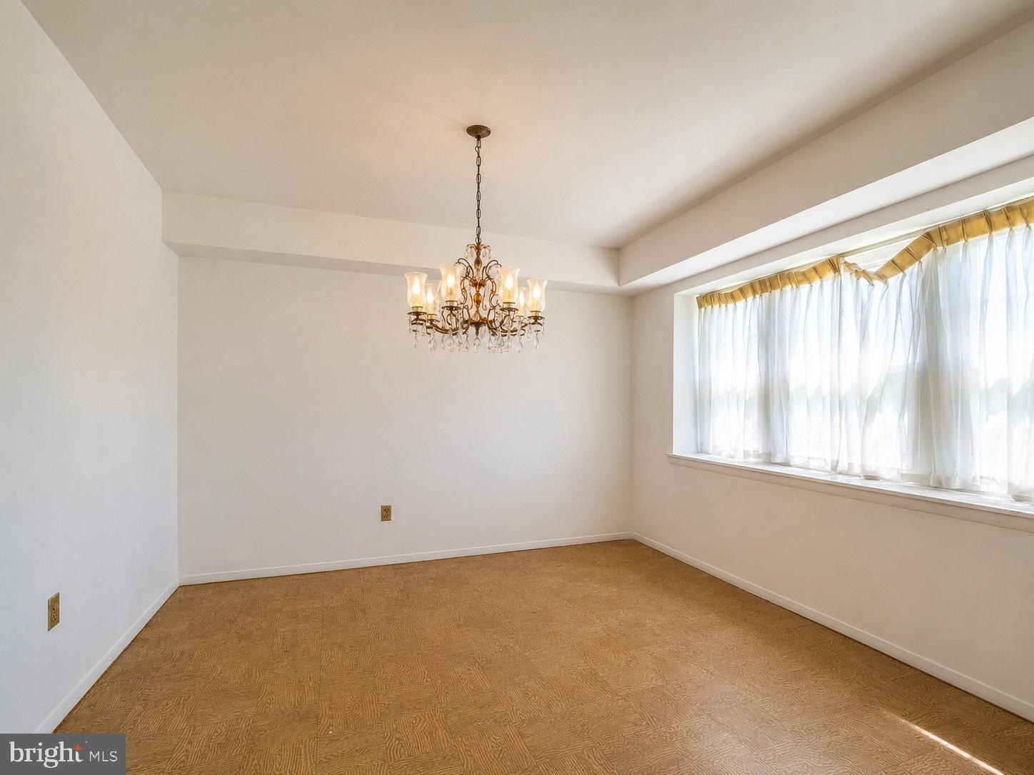 33 Timber Lane Willingboro, NJ 08046 - Photo 21 of 31 a view of a livingroom with a window