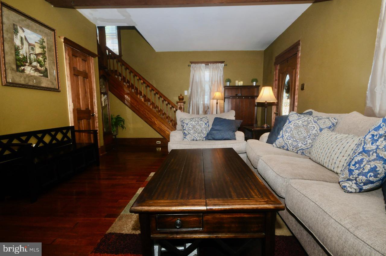 220 Dickinson Road Glassboro, NJ 08028 - Photo 7 of 32