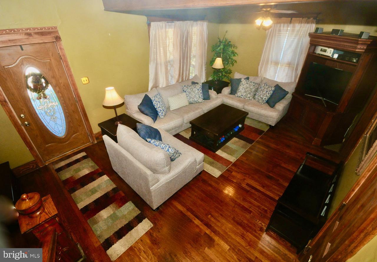 220 Dickinson Road Glassboro, NJ 08028 - Photo 9 of 32