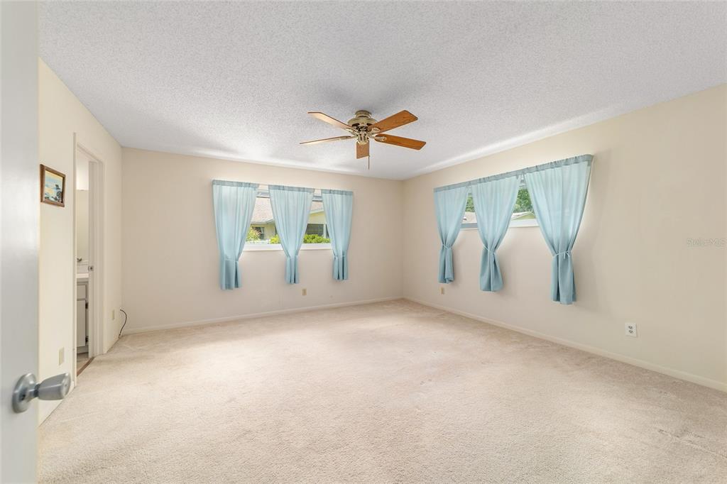 8704 Southwest 94 Lane, Unit G Ocala, FL 34481 - Photo 20 of 37