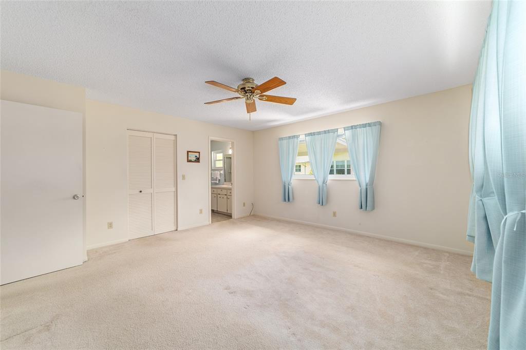 8704 Southwest 94 Lane, Unit G Ocala, FL 34481 - Photo 21 of 37