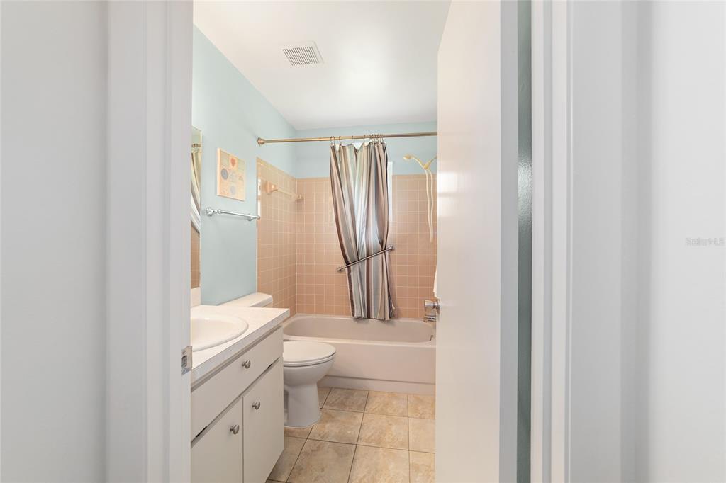 8704 Southwest 94 Lane, Unit G Ocala, FL 34481 - Photo 29 of 37