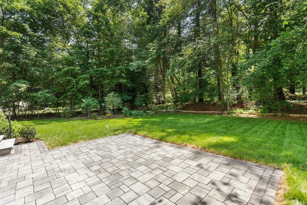 22 Constitution Road Lexington, MA 02421 - Photo 37 of 37