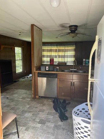 $94,000 | 9537 East Brainerd Road, Chattanooga, TN 37421