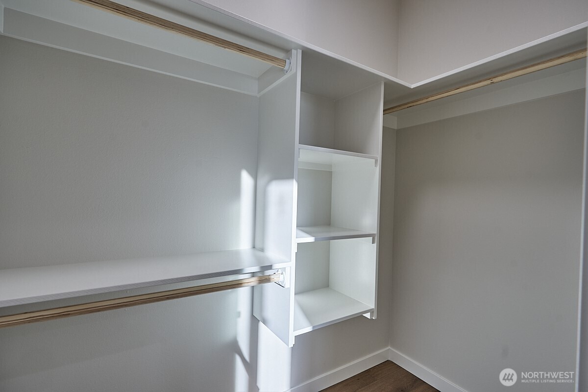 443 Partello Park Grand Coulee, WA 99133 - Photo 28 of 30 a view of an empty walk in closet