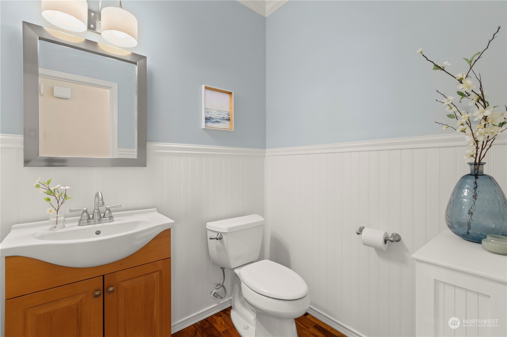 1460 Latham Court DuPont, WA 98327 - Photo 8 of 40 a bathroom with a sink toilet and vanity