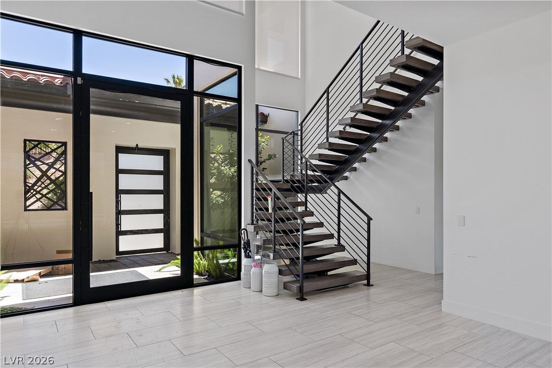 22 Via Siena Place Henderson, NV 89011 - Photo 3 of 9