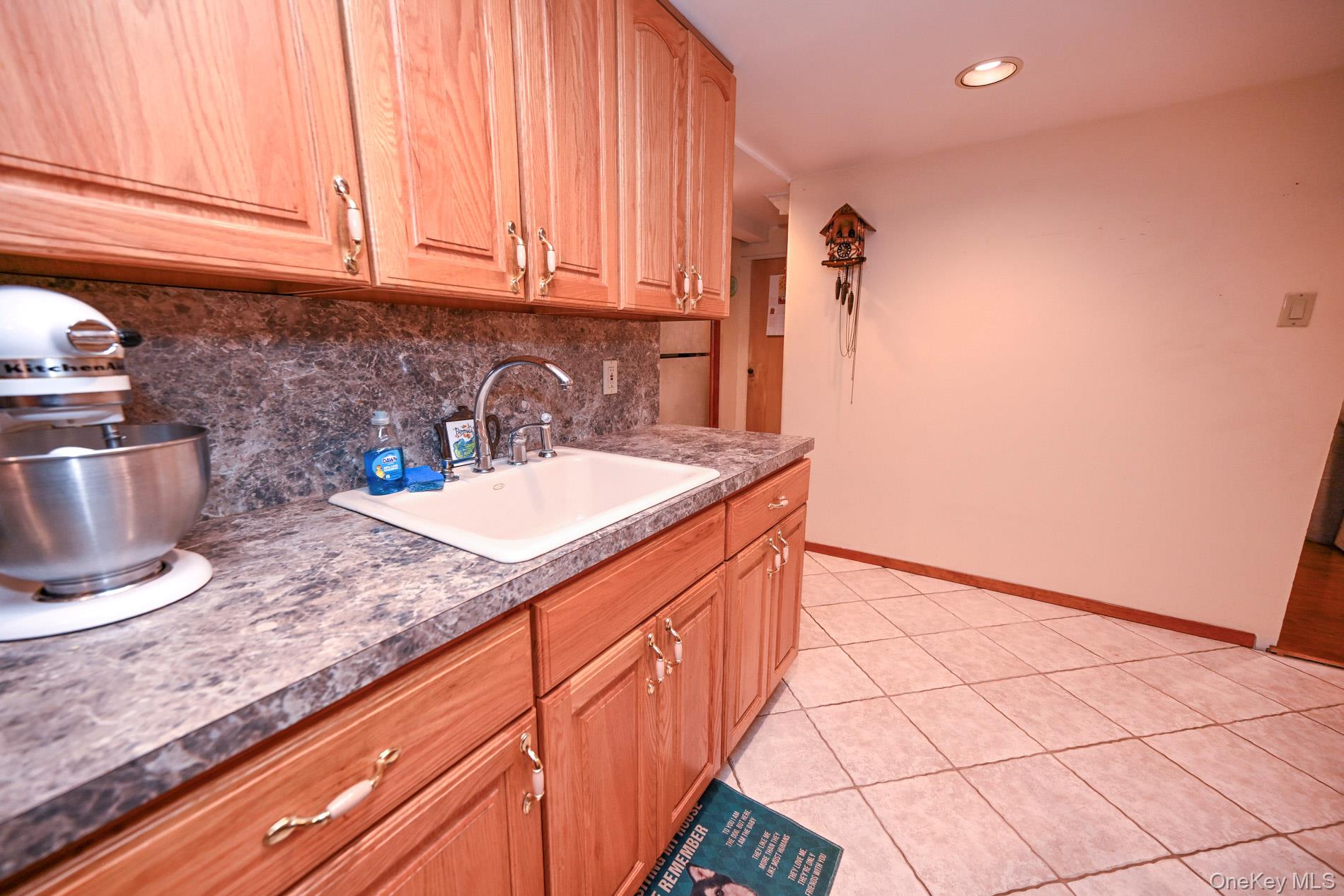 7601 58th Road Queens, NY 11379 - Photo 14 of 26 Gallery Image 14