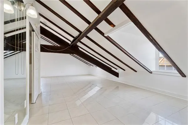 $1,400 | 623 Royal Street, Unit 4, New Orleans, LA 70130