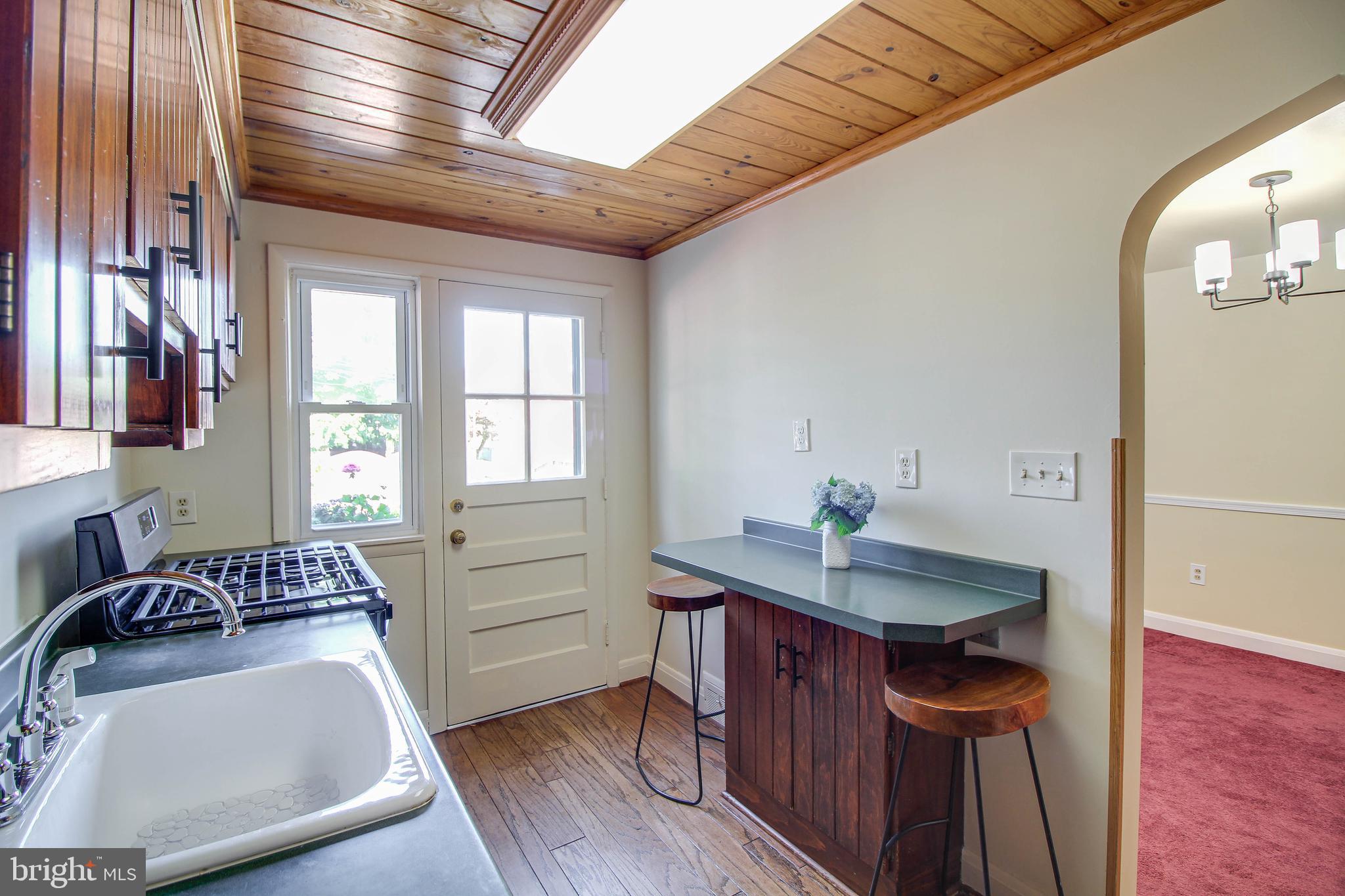 5638 Braxfield Road Halethorpe, MD 21227 - Photo 5 of 29 Extra counter space & freshly painted