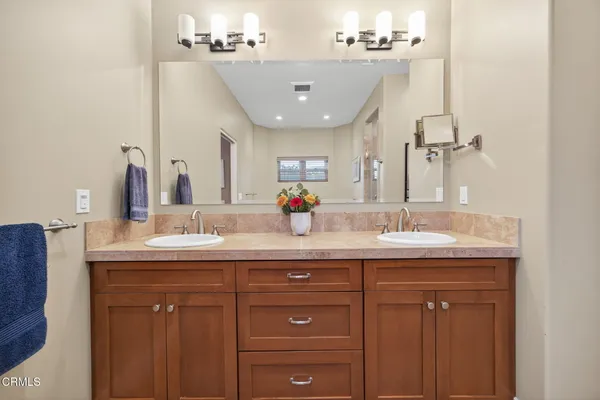 $1,750,000 | 207 South Blanche Street, Ojai, CA 93023