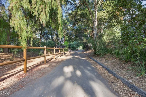 $1,750,000 | 207 South Blanche Street, Ojai, CA 93023