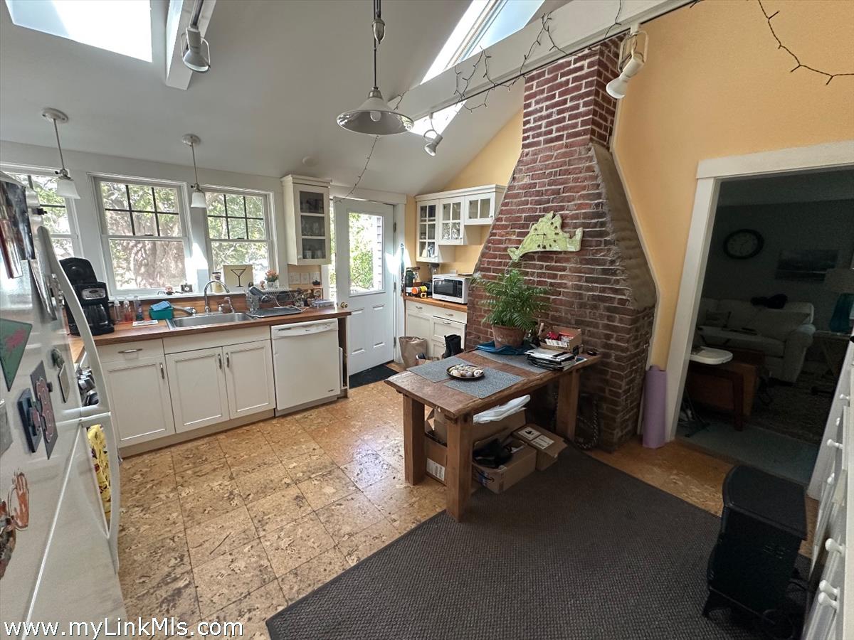 651 State Road West Tisbury, MA 02568 - Photo 42 of 48