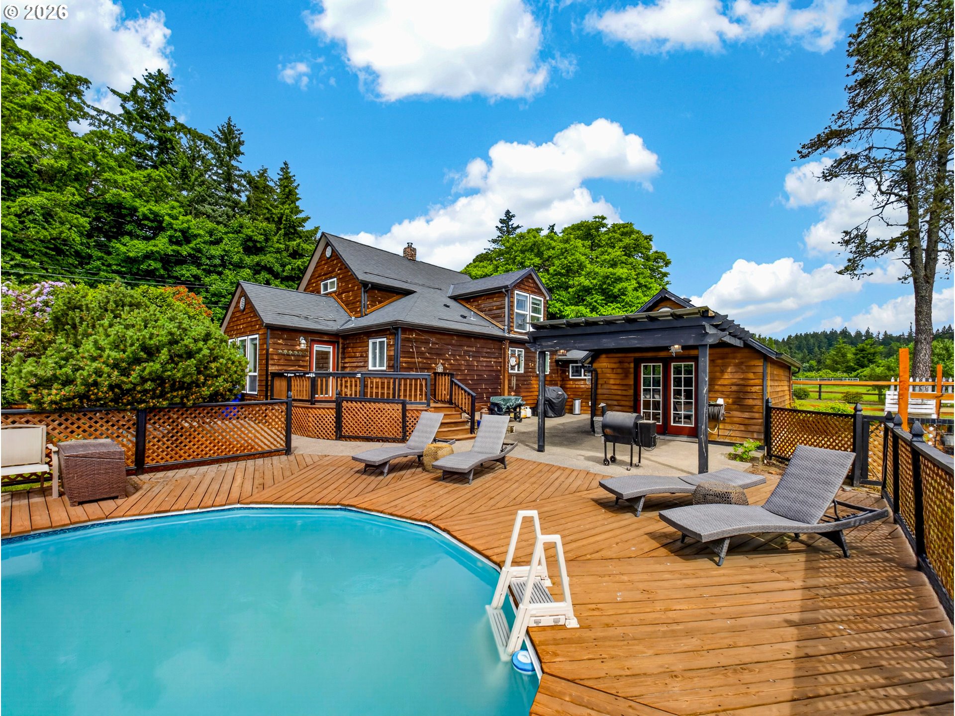 20556 South May Road Oregon City, OR 97045 - Photo 28 of 48 Swimming Pool