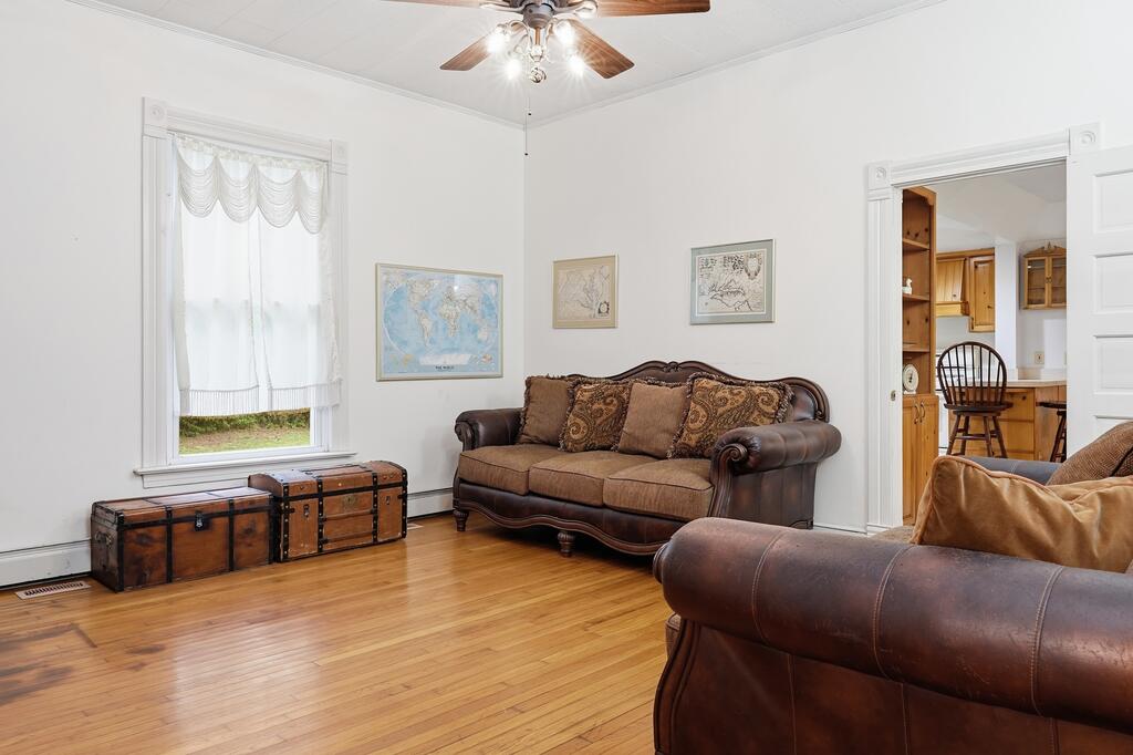 34079 Seaside Road Painter, VA 23420 - Photo 11 of 44 Gallery Image 11