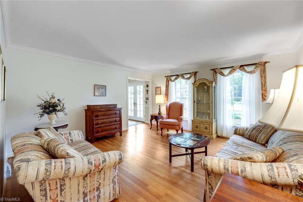 944 Bryanplace Road Winston-Salem, NC 27104 - Photo 8 of 42 Gallery Image 8