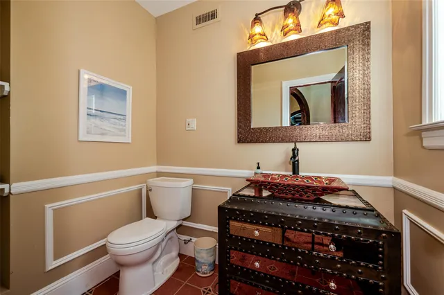 $3,470,000 | 2004 Bay Boulevard, Atlantic Beach, NY 11509