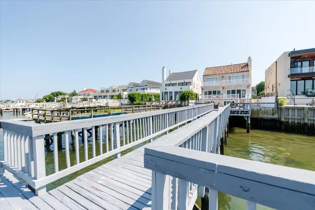 $3,470,000 | 2004 Bay Boulevard, Atlantic Beach, NY 11509