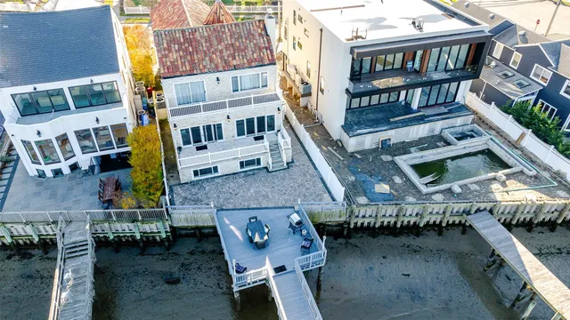 $3,470,000 | 2004 Bay Boulevard, Atlantic Beach, NY 11509