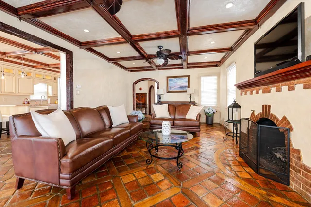 $3,470,000 | 2004 Bay Boulevard, Atlantic Beach, NY 11509