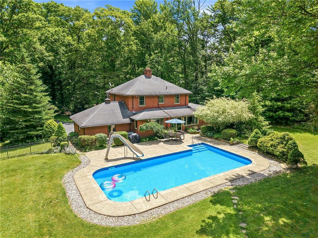 401 Robertson Road Hermitage, PA 16148 - Photo 32 of 47