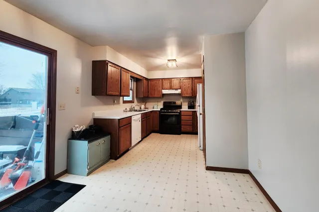 $354,900 | 3093 Fairhaven Circle, Crown Point, IN 46307