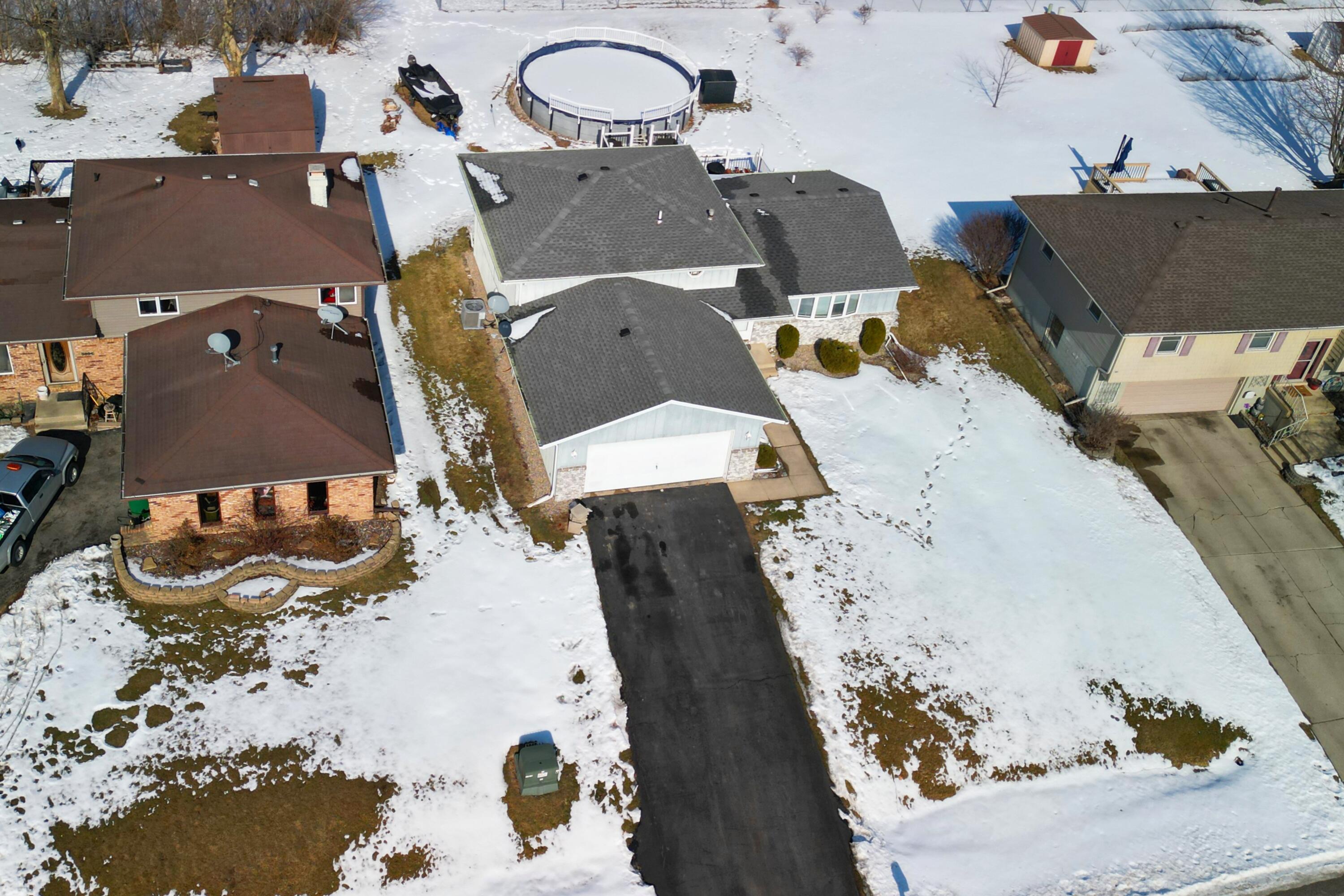 3093 Fairhaven Circle Crown Point, IN 46307 - Photo 46 of 52 3000x2000